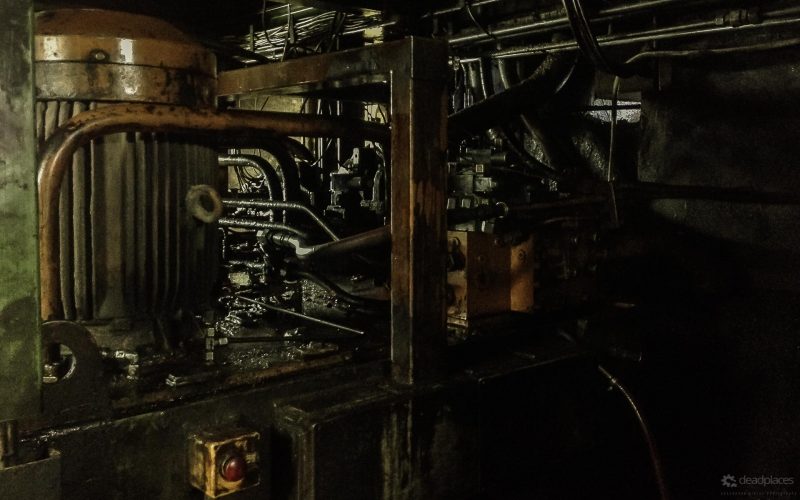 Fahrweg Schiebebuehne Pressen Hangseite